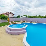 Feriehus Bali Oasis Grand Wellness Stolac