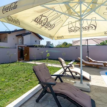 Bali Oasis Grand Wellness Casa de Férias Stolac