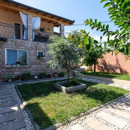 Bali Oasis Grand Wellness Casa de Férias Stolac